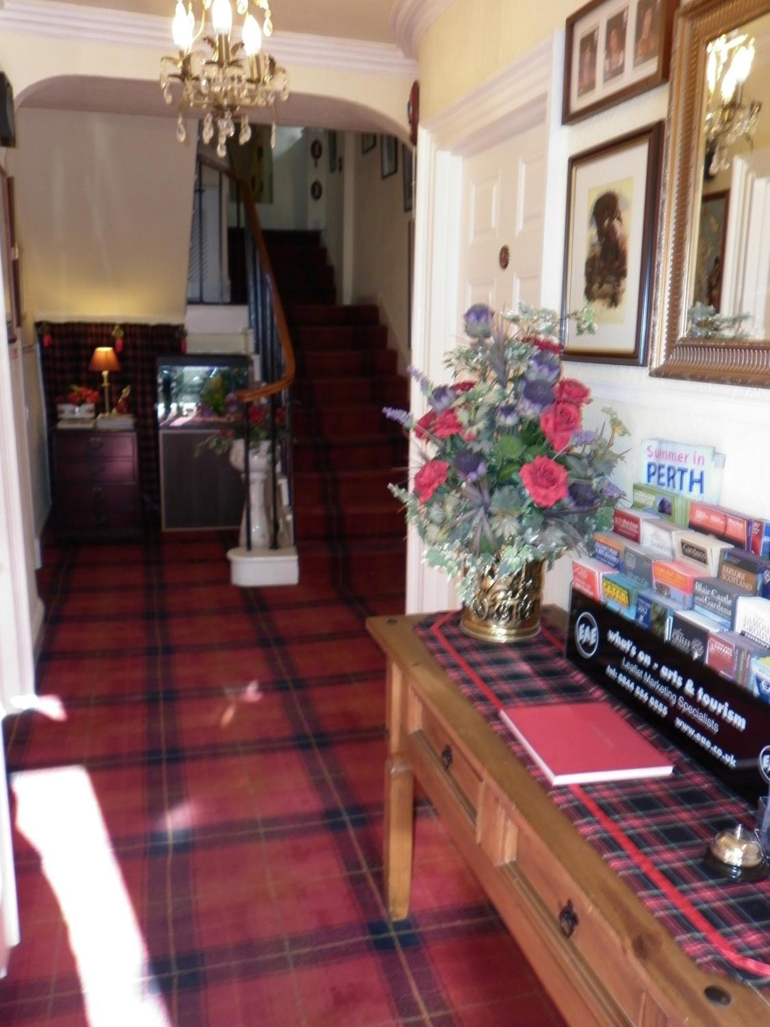 Comelybank Guesthouse Crieff Exterior foto